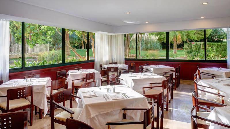 Rogue Regency & Hotel 3*